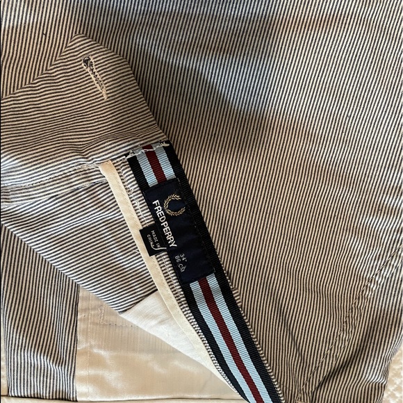 Dress shorts, seersucker, Fred Perry size 34 - Picture 2 of 3